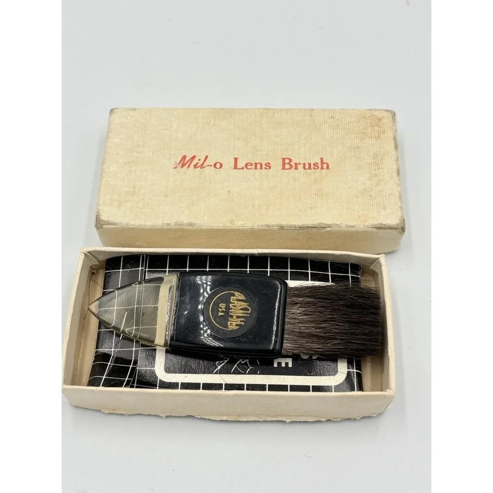 Milo Camels Hair Lens & Negative Brush Vintage Photography‎ Tools Original Box